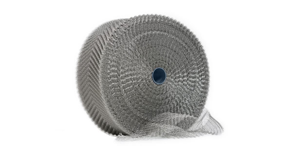 Crimped knitted wire mesh